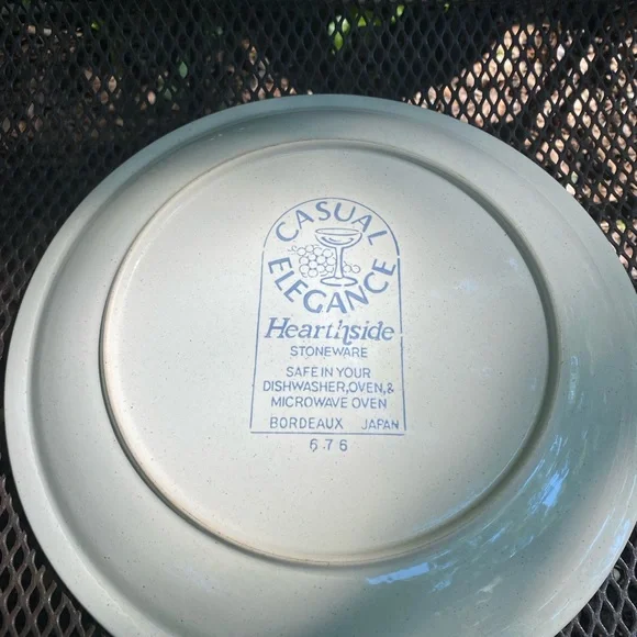 Vintage Stoneware Plate - Picture 2 of 3